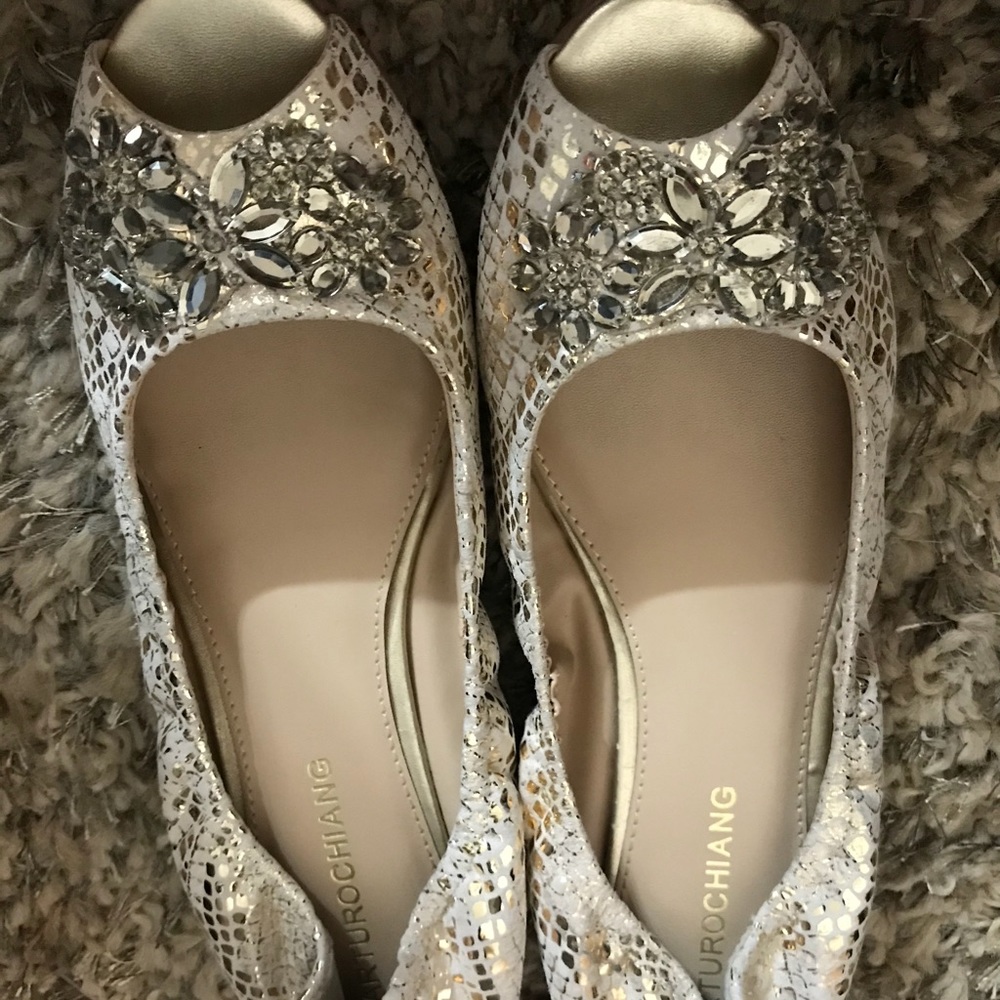 Shoes worn once